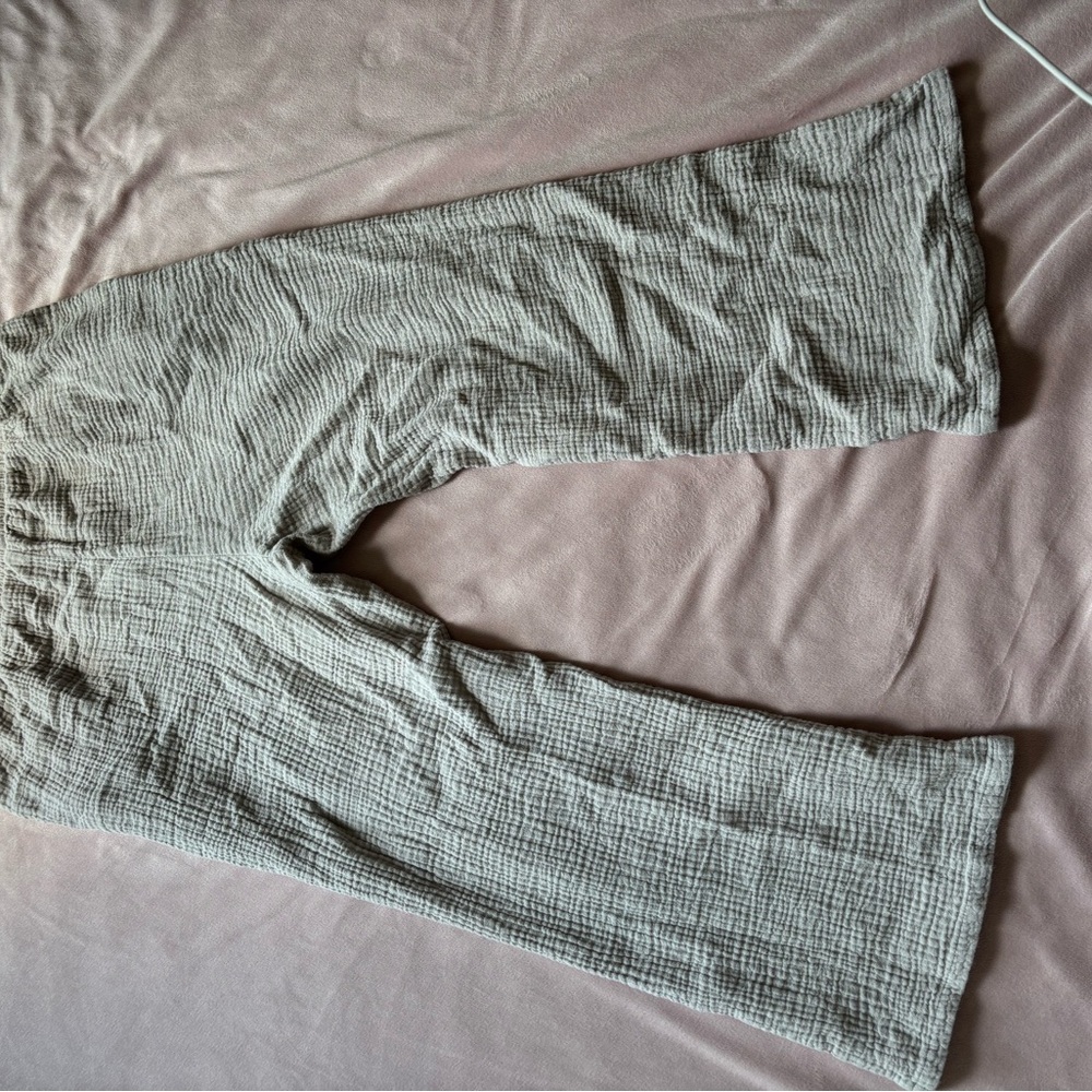 Sincerely Jules Light Gray Textured Pants